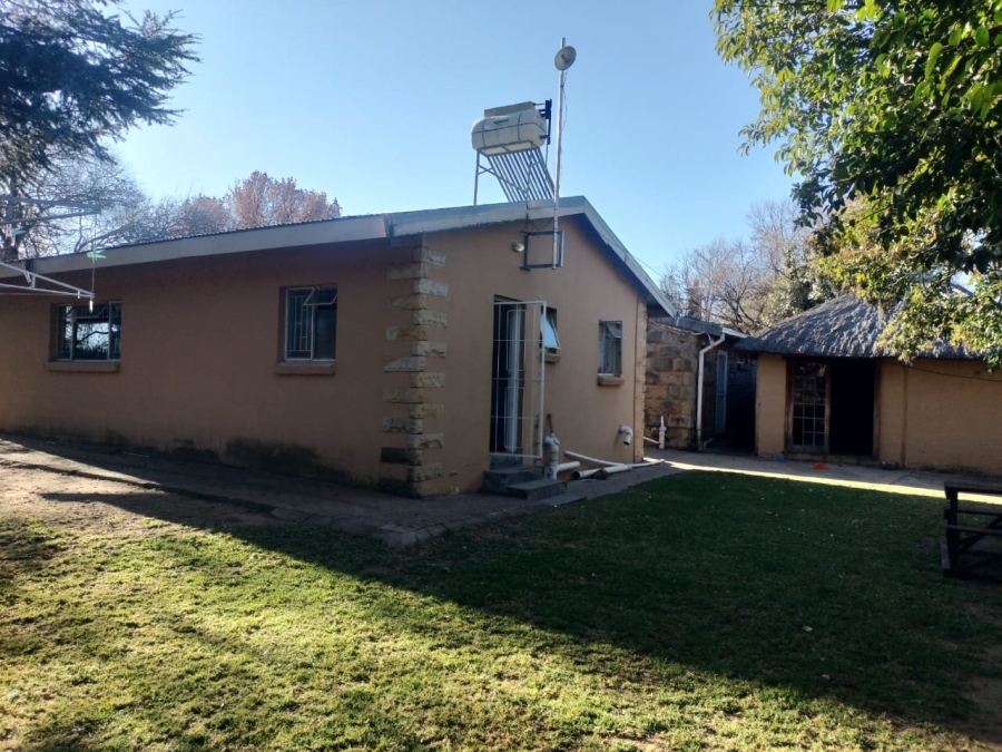 4 Bedroom Property for Sale in Ladybrand Free State
